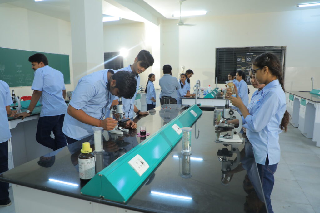 Why Sri Sharada PU College is the Best PU College in Koppal for Science Students